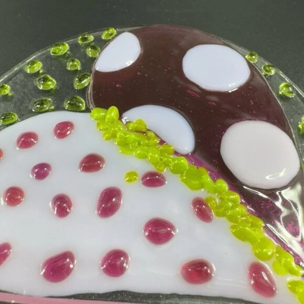 Anne Nye Fused Art Glass Fused Multicolored Round Glass Plate Dish Hand Made VTG